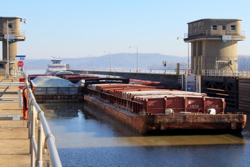 A tow moves through Cannelton Locks and Dam